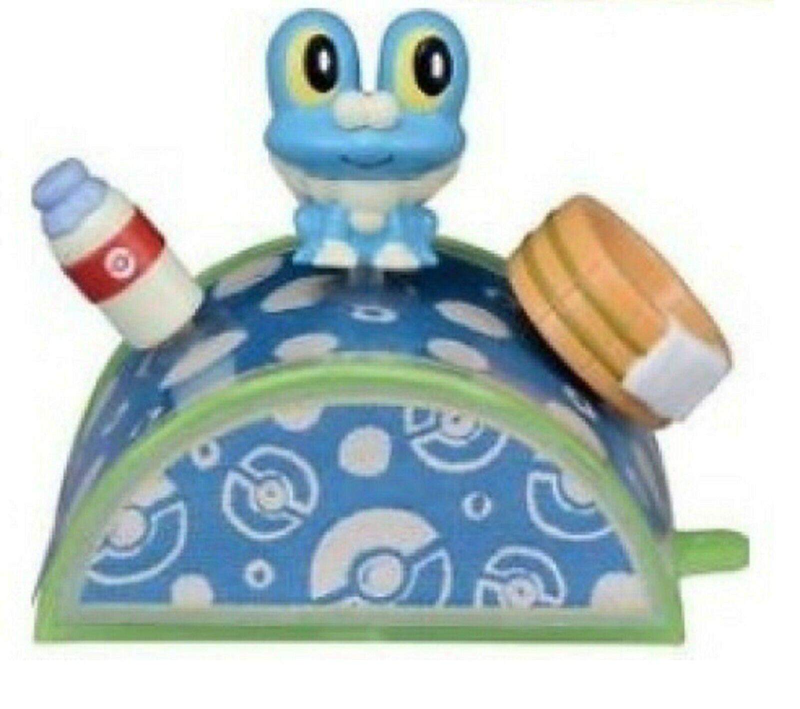 TOMY Pokemon Pita Poke- Flareon-Figure Ages 4+ Toy Play Fun
