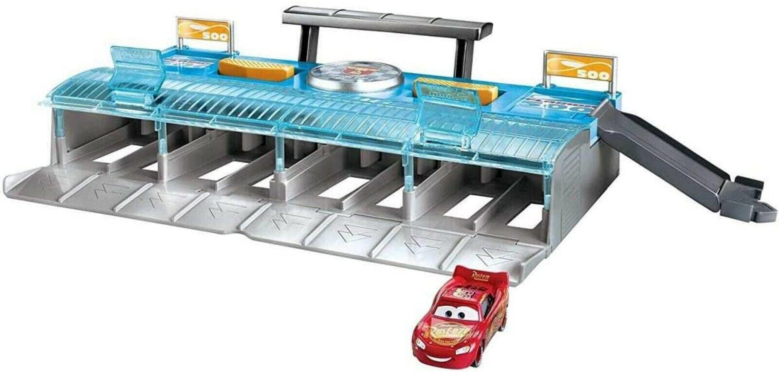 Disney Ultimate Launcher Ages 4+ Toy Play Race Car Lightning Mcqueen Gift