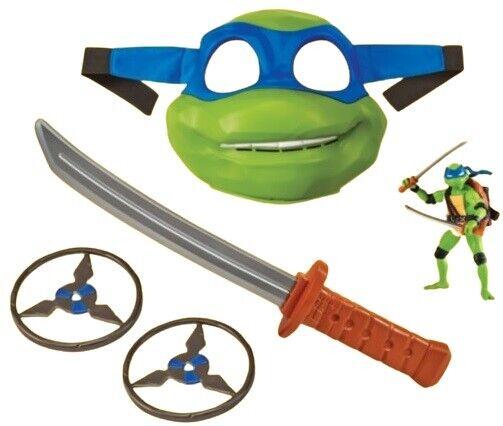 TMNT Teenage Mutant Ninja Turtles Role Play and Figure Bundle Leonardo Fight