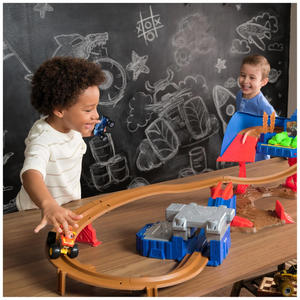 Monster Jam Supercharge Speedway Playset with Megalodon & El Toro Loco Trucks