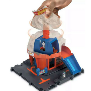 Hot Wheels City Downtown Track Set City Ice Cream Shop Car Wash Burger Play