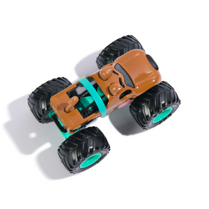 Monster Jam Scooby-Doo 1:64 Scale Die-Cast Monster Truck with BKT Tires for Kids