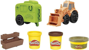 Play-Doh Wheels Tractor Farm Truck with Horse Trailer and 3 tubs Dough New Toy