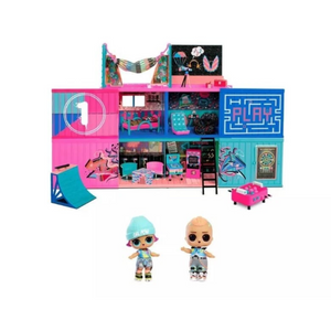 L.O.L. Surprise Fashion Show House Playset 40+ Surprises 2 Exclusive Dolls 4+