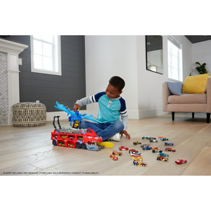 Hot Wheels City Toy Car Track Set, Ultimate Dual Dragon Transporter & 2 Die-Cast