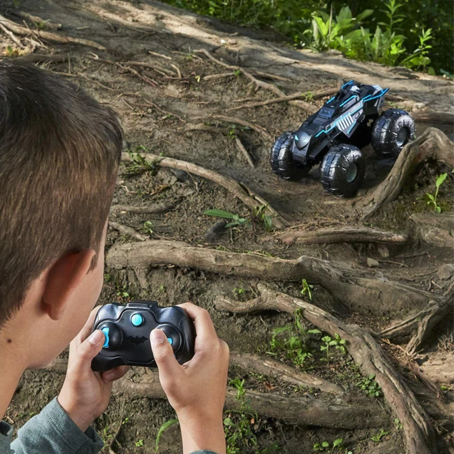 Monster Jam Official Batman Themed Remote Control Truck 1:15 RC Car Fun