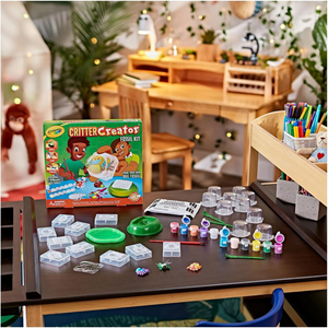 Crayola Critter Creator Fossil Lab Bug Fossil Making Clay Craft Kit for Kids 7+