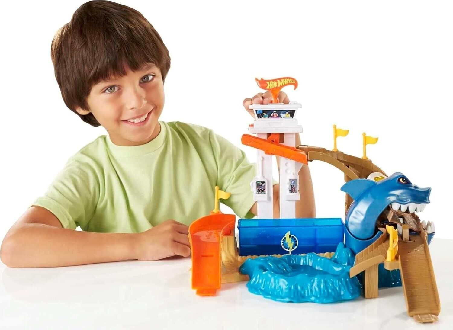 Hot Wheels Color Shifters Sharkport Showdown Ages 4+ New Toy Water Race Track