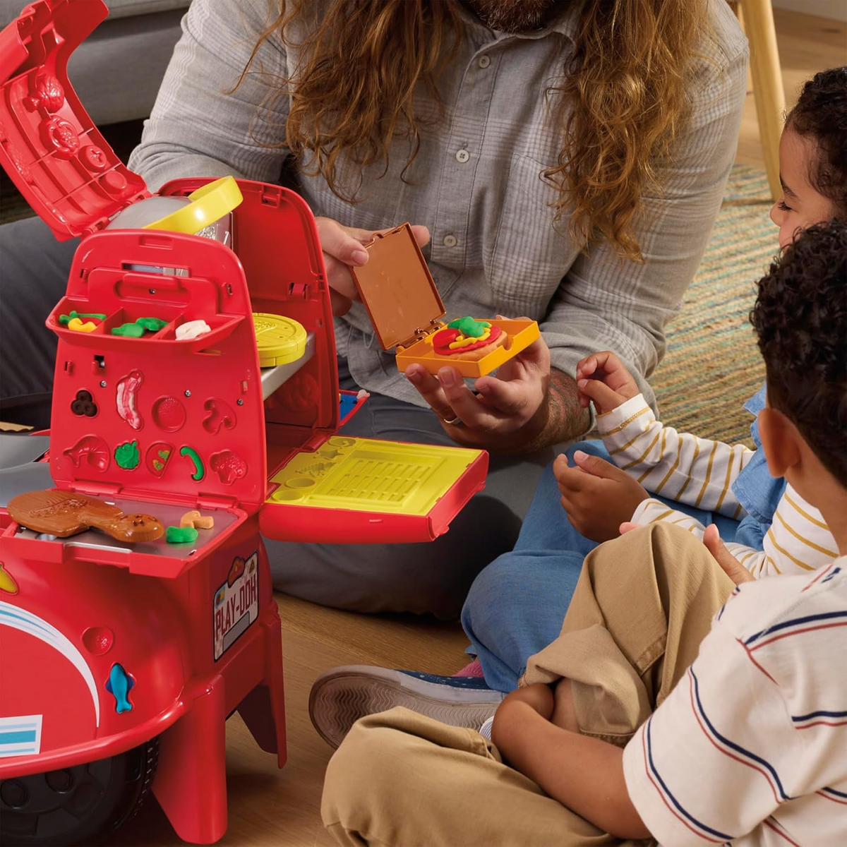 Play-Doh Pizza Delivery Scooter Playset Large Ride-On Play Food New Toy Car