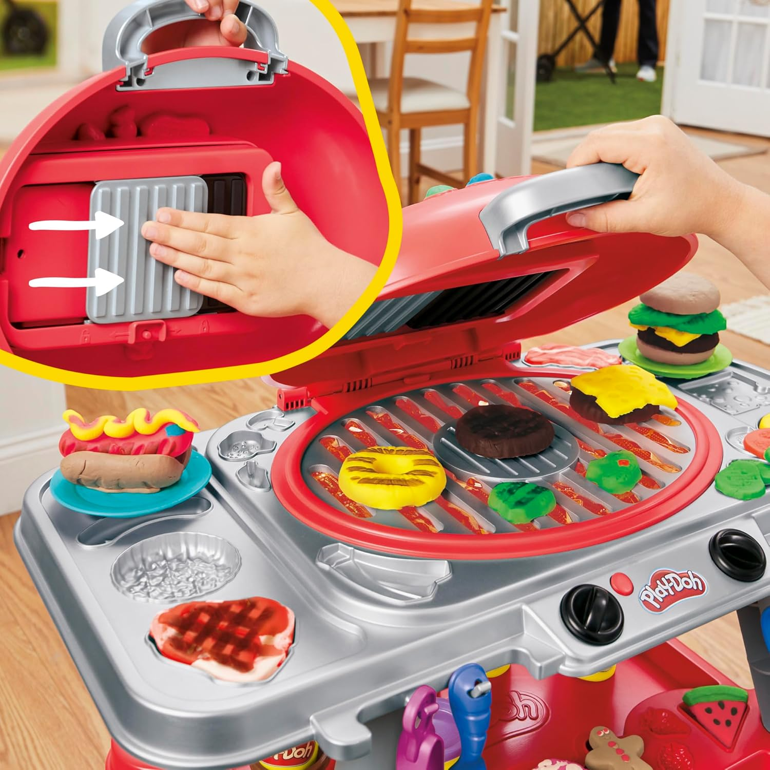 Play-Doh Sizzlin BBQ Grill Playset with Lights and Sounds