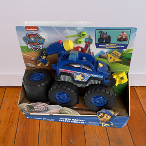 PAW Patrol Rescue Wheels Chase Power Haulin’ Cruiser Truck with Winch & Launcher