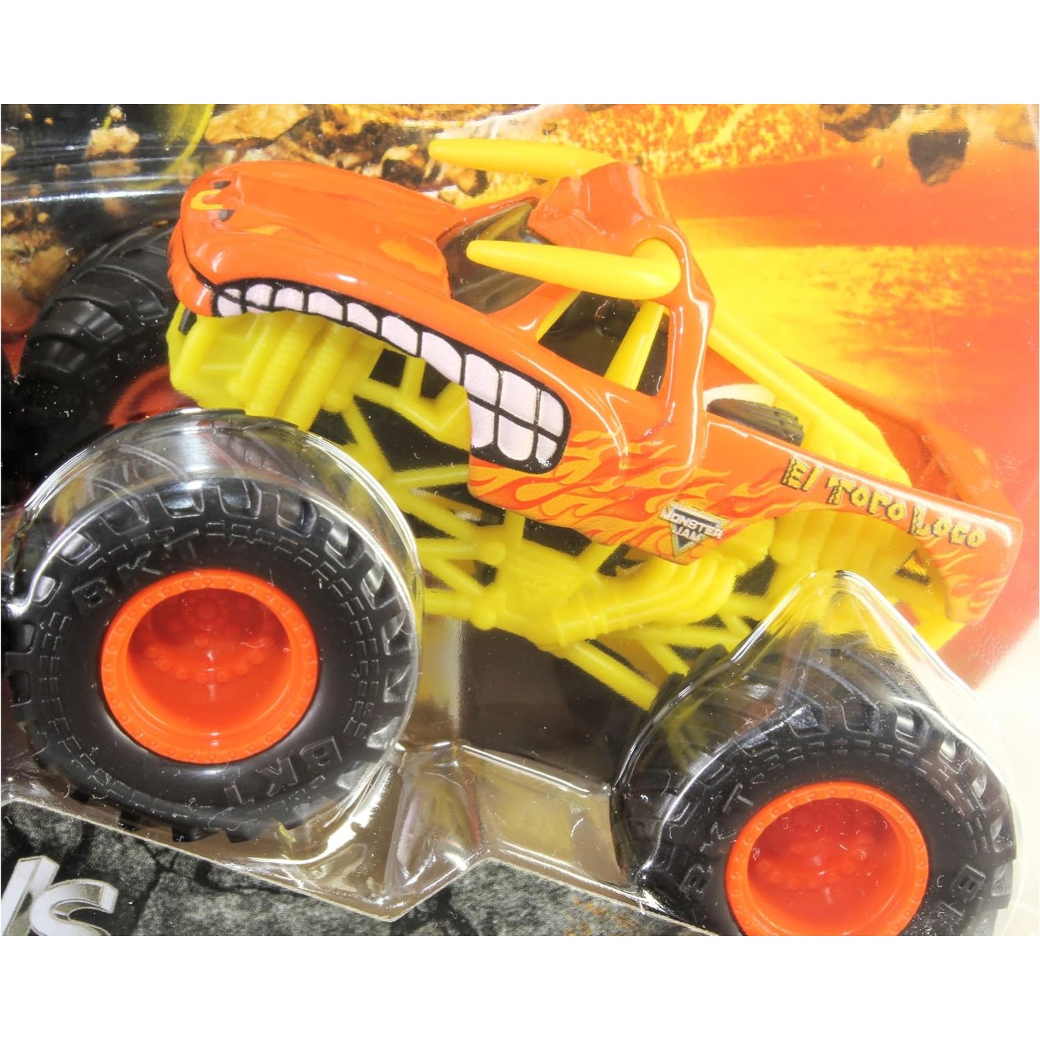 Monster Jam Series 33 Truck 2 Pack Max-D XX vs El Toro Loco Diecast Ages 3 Plus
