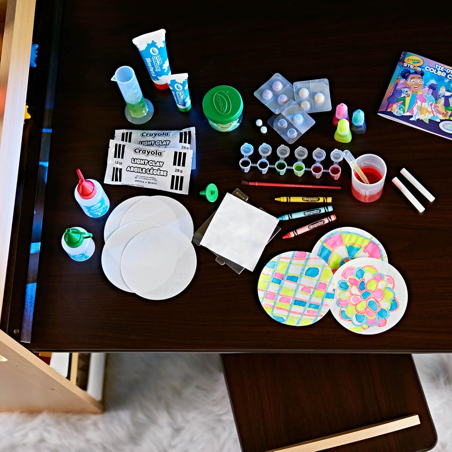 Crayola Tie Dye Colour Chemistry Lab Set STEM Learning Experiments Kids Ages 7+