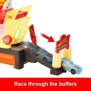 Pixar Cars Lightning McQueen Color Changers Car Wash Set Race Ready 3+