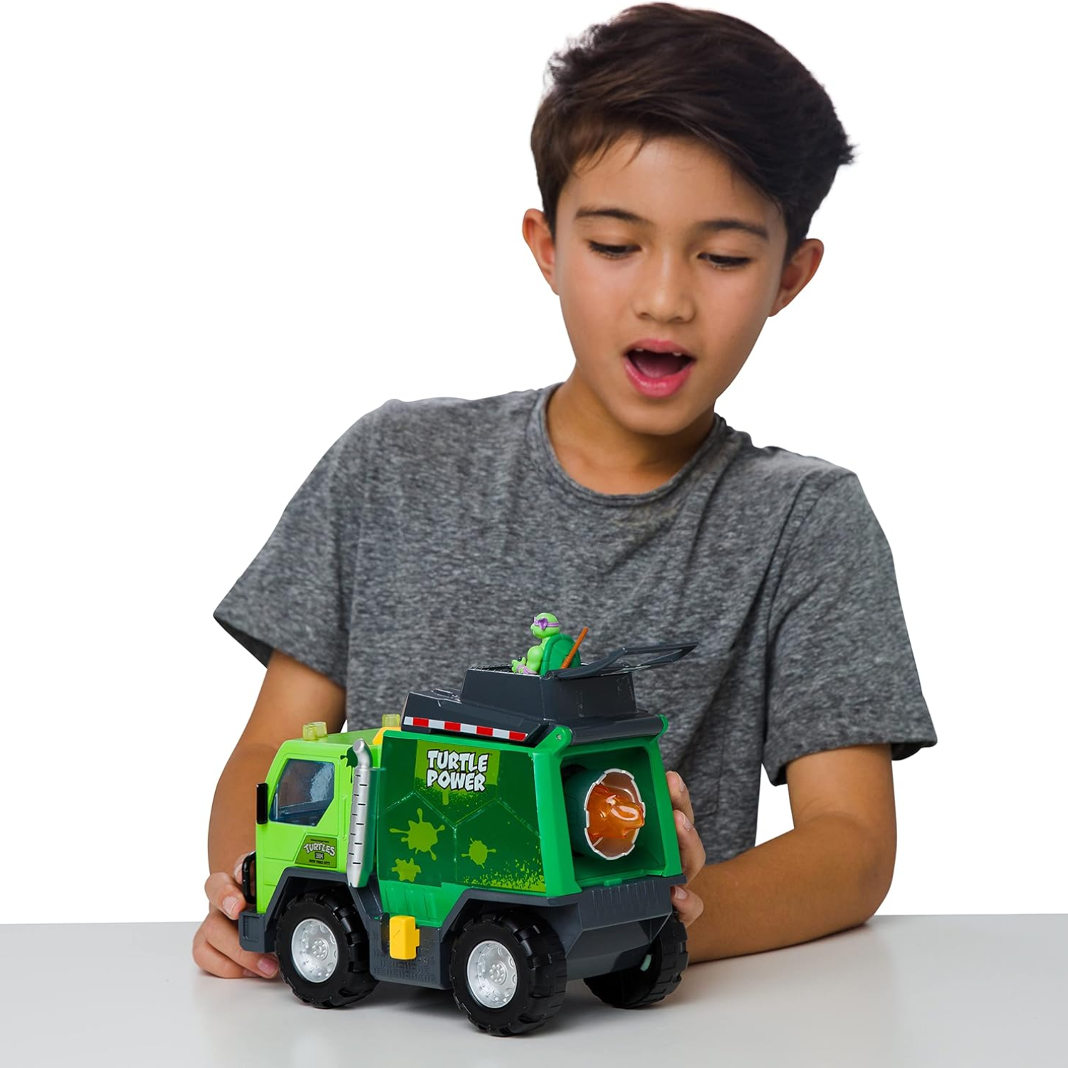 TMNT Thrash N Battle Garbage Truck Transforming Vehicle Lights Sounds Toy Age 3+