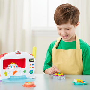 Play-Doh Kitchen Creations Magical Oven Set with 6 Tubs of Dough Ages 3+