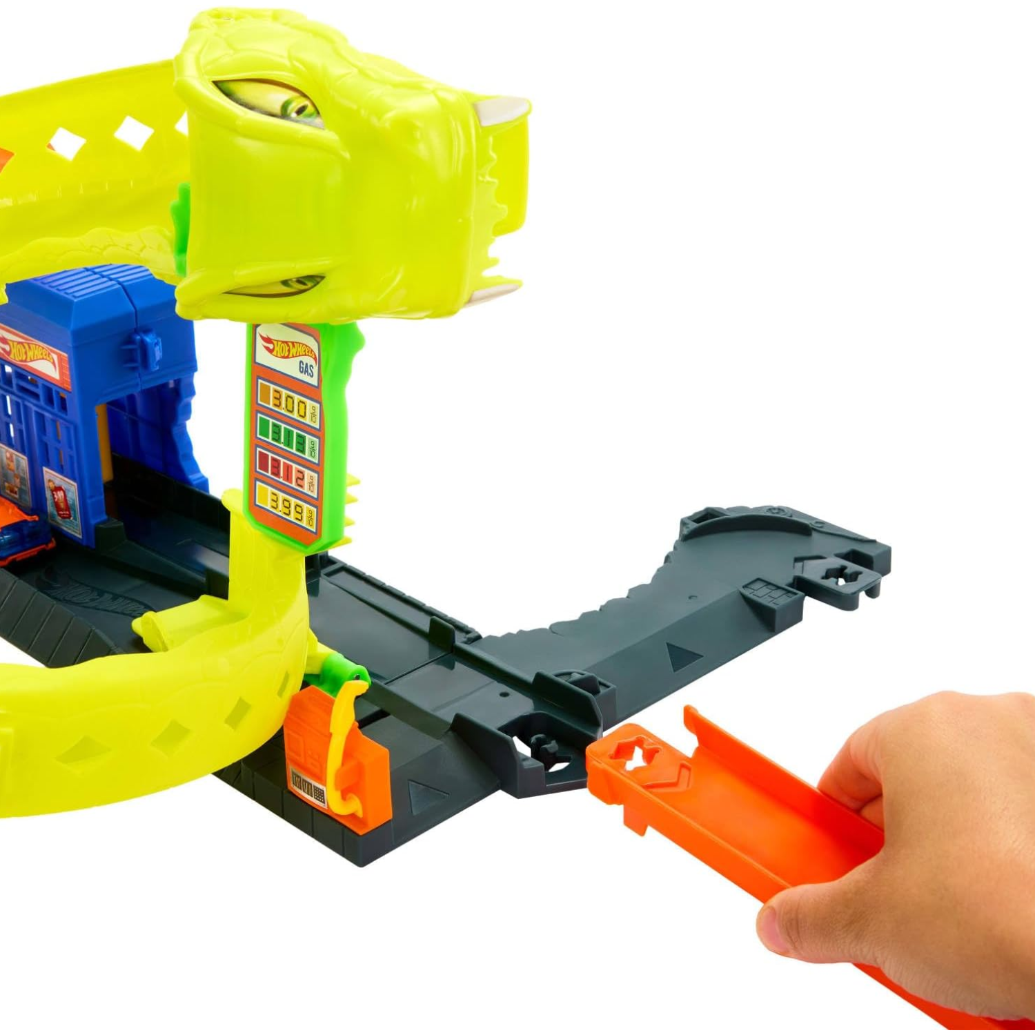 Hot Wheels City Snake Spiral Attack Gas Station New Toy