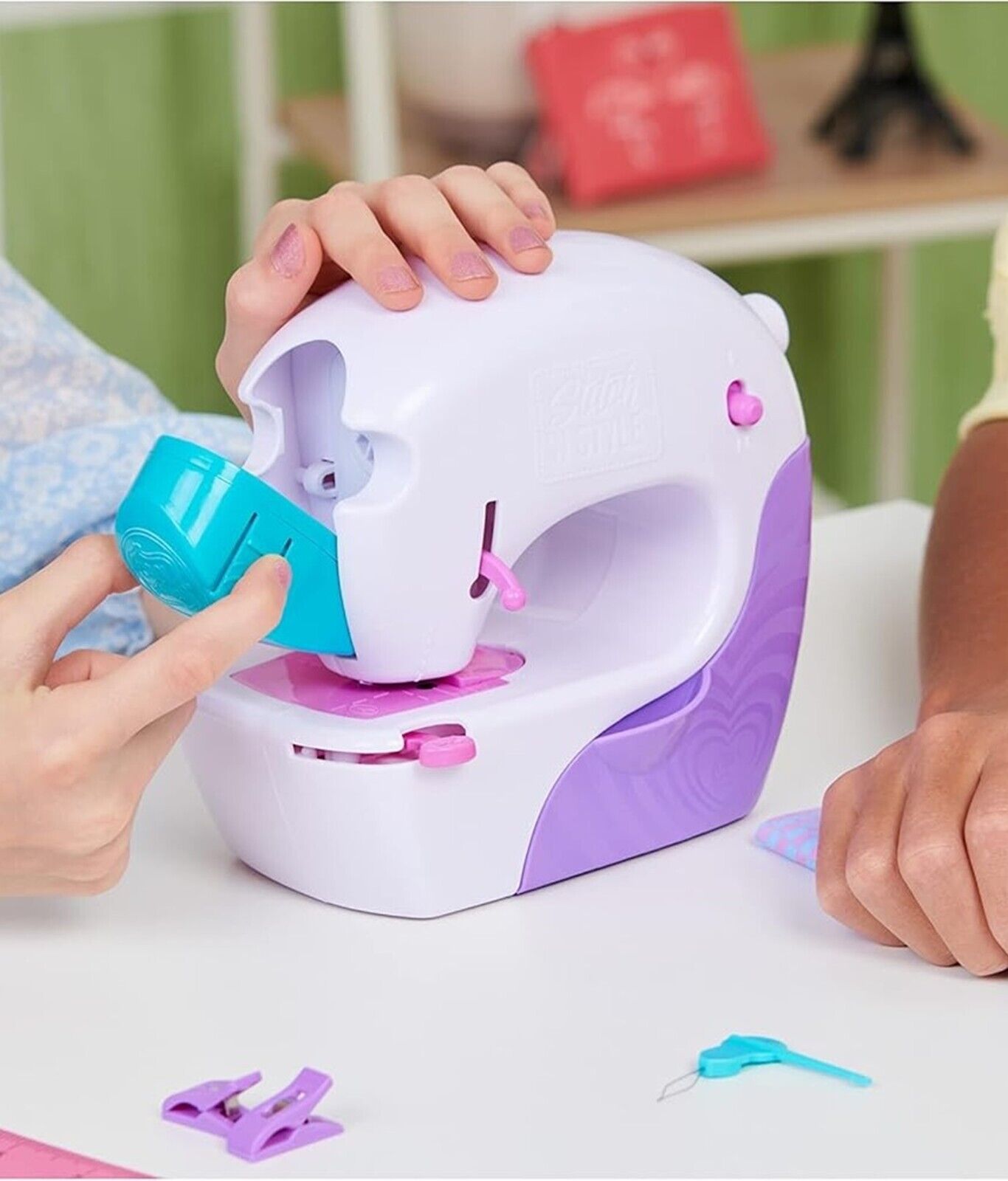 Cool Maker Stitch N Style Fashion Studio Sewing Machine New Toy Play Gift