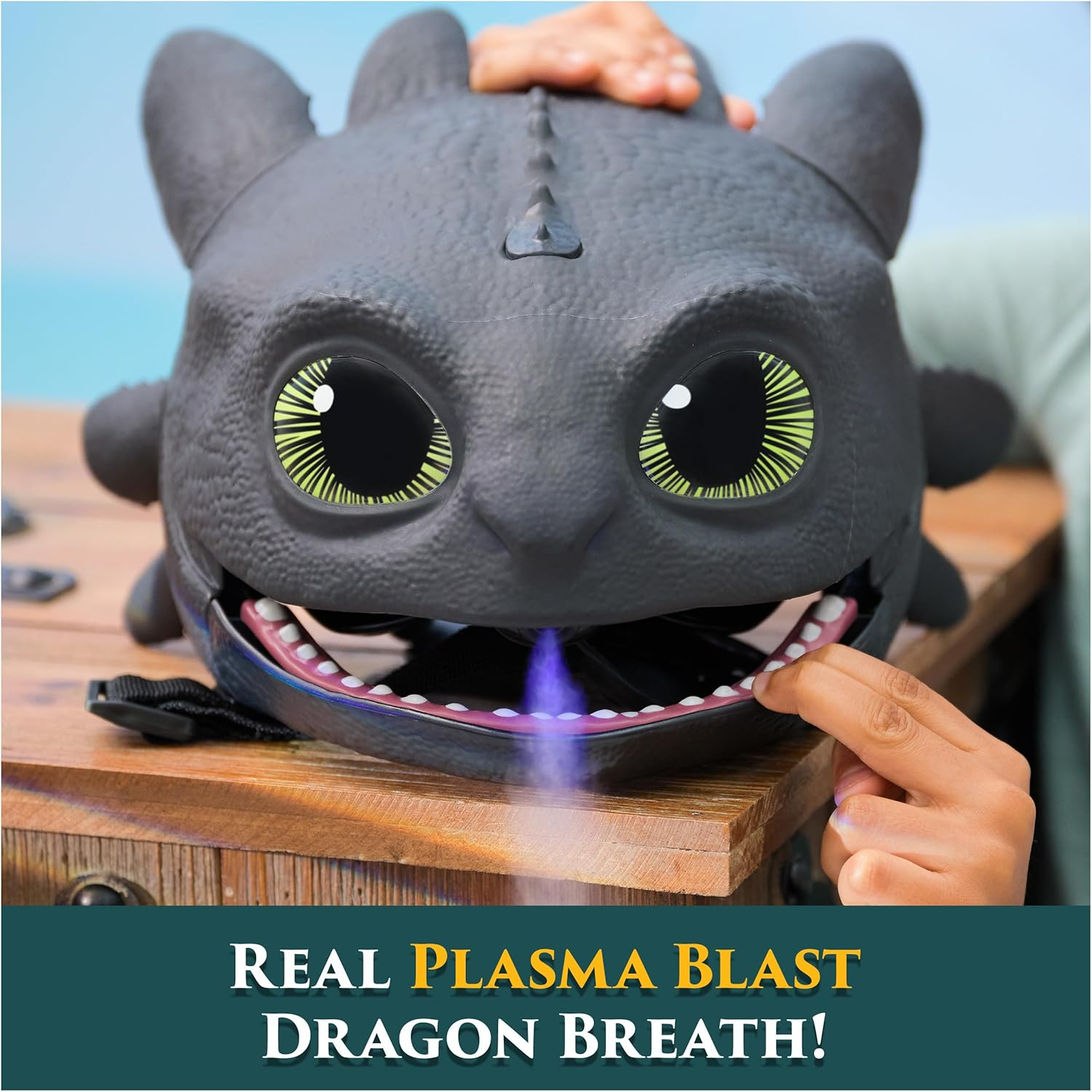 Dreamworks Dragons How to Train Your Dragon Toothless Mask Lights Sounds Play