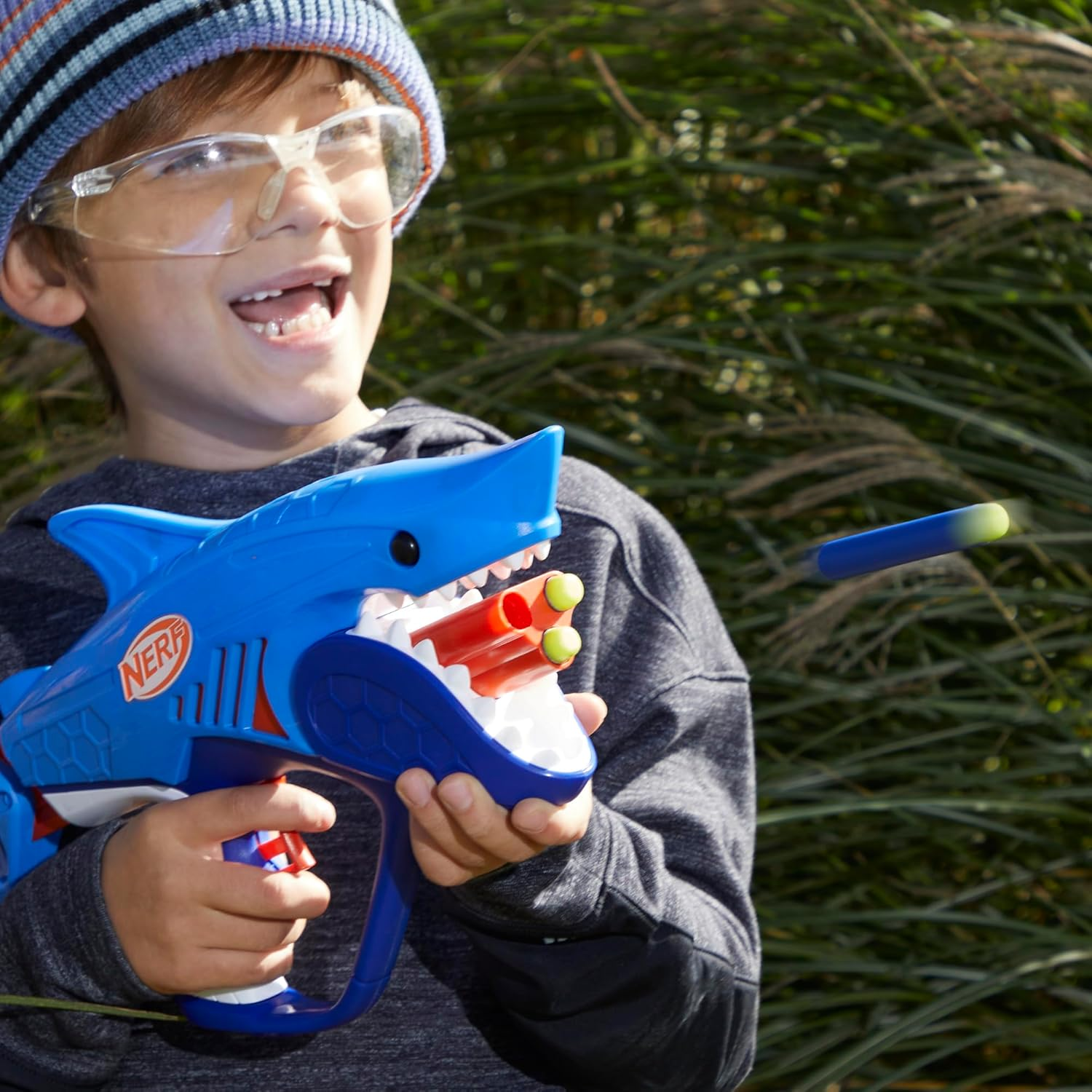 NERF Wild Sharkfire Easy Play Dart Blaster Toy Gun with 8 Darts Kids 6+ Outdoor