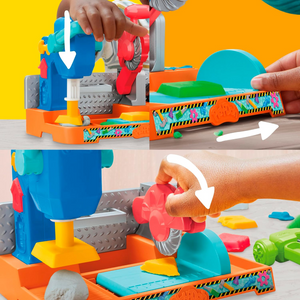 Play-Doh Stamp And Saw Tool Bench Playset Construction New Toy