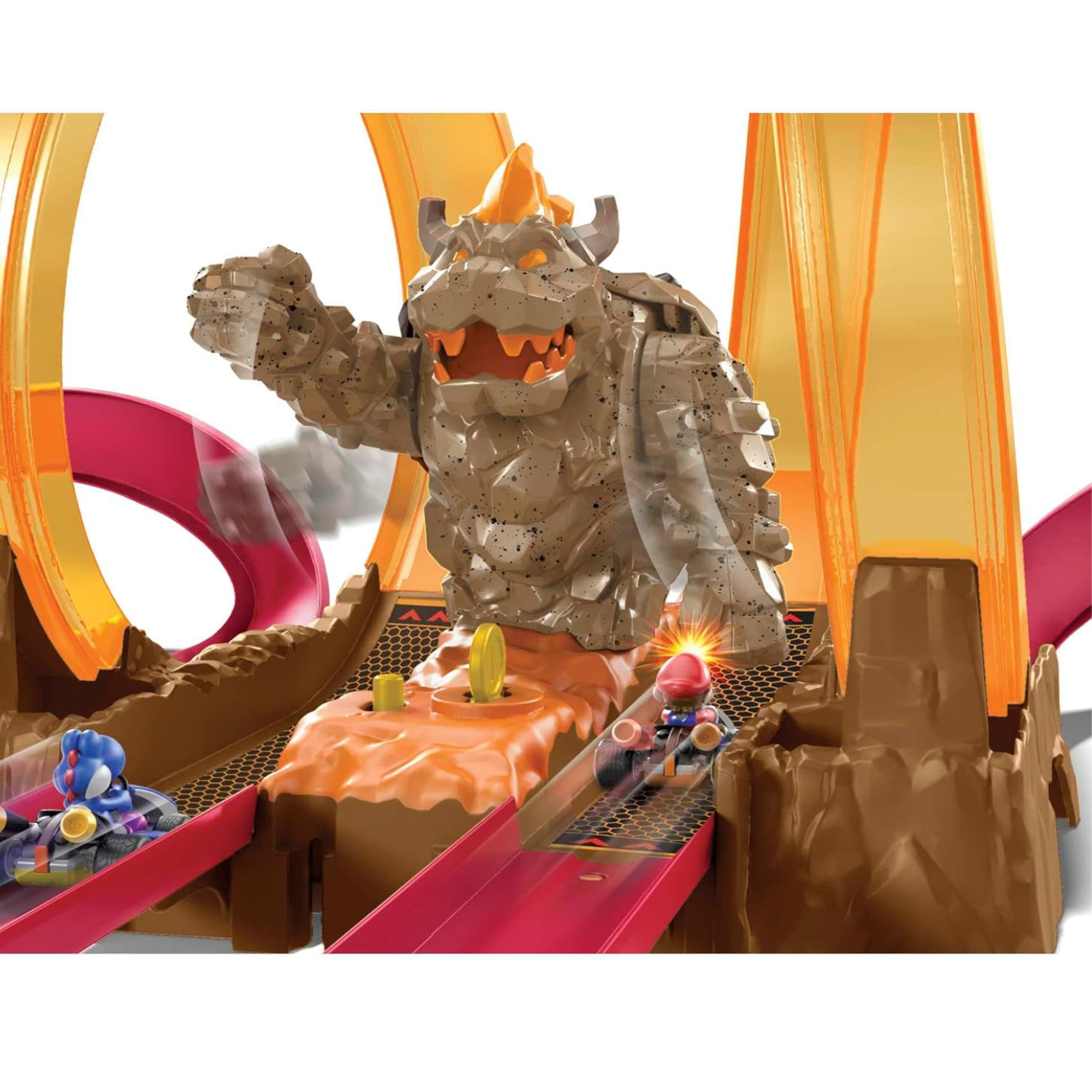 Hot Wheels Mario Kart Bowsers Castle Chaos Modular Track with Figure Racing Play