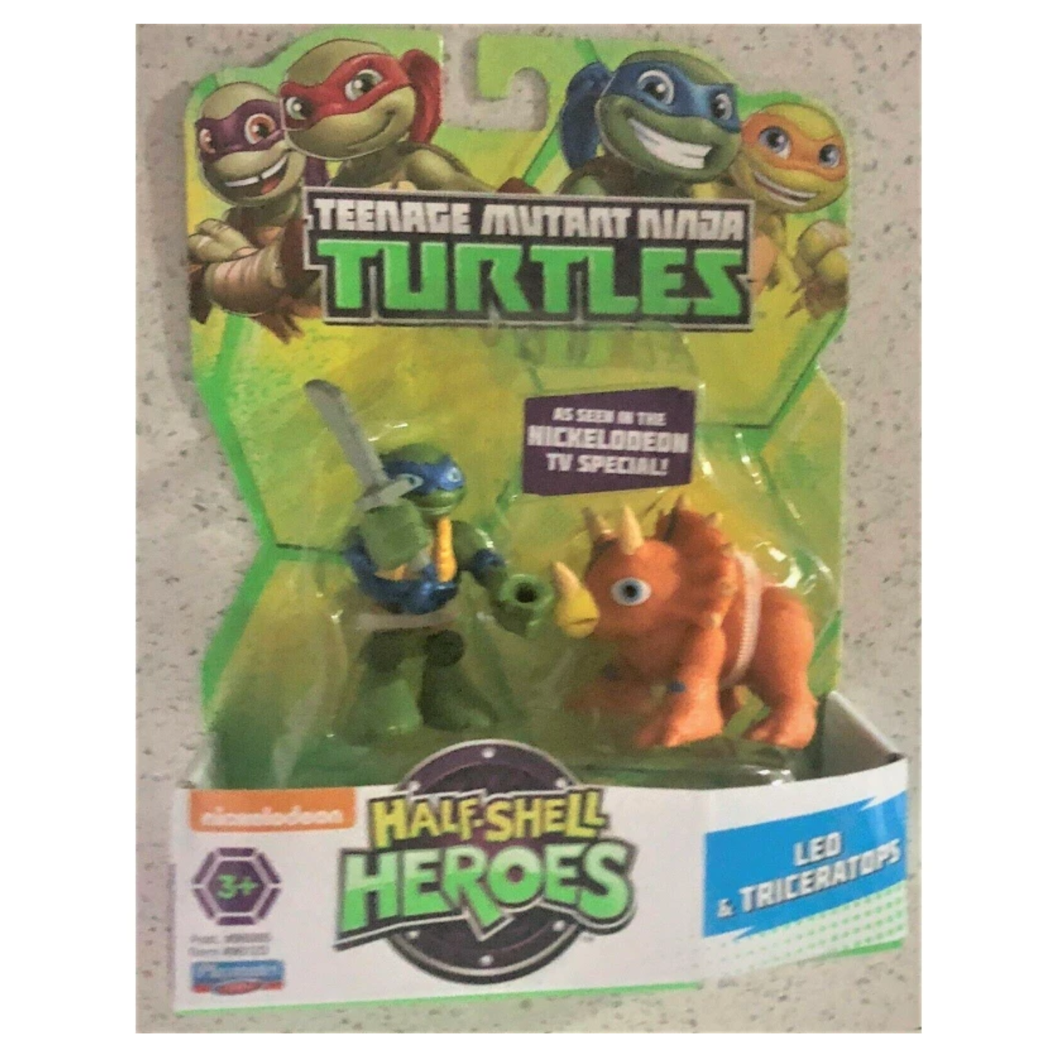 TMNT Half Shell Heroes Leonardo & Triceratops Dino Toy Ages 3+ Ninja Turtles