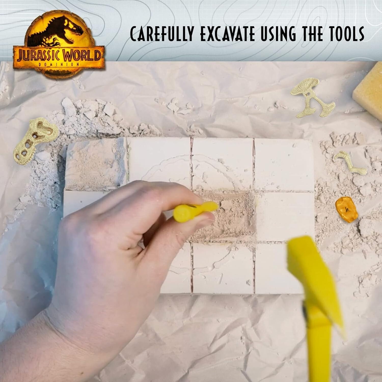 Jurassic World Dominion Dinosaur Dig Blue T-Rex & Amber STEM Excavation Kit Tool