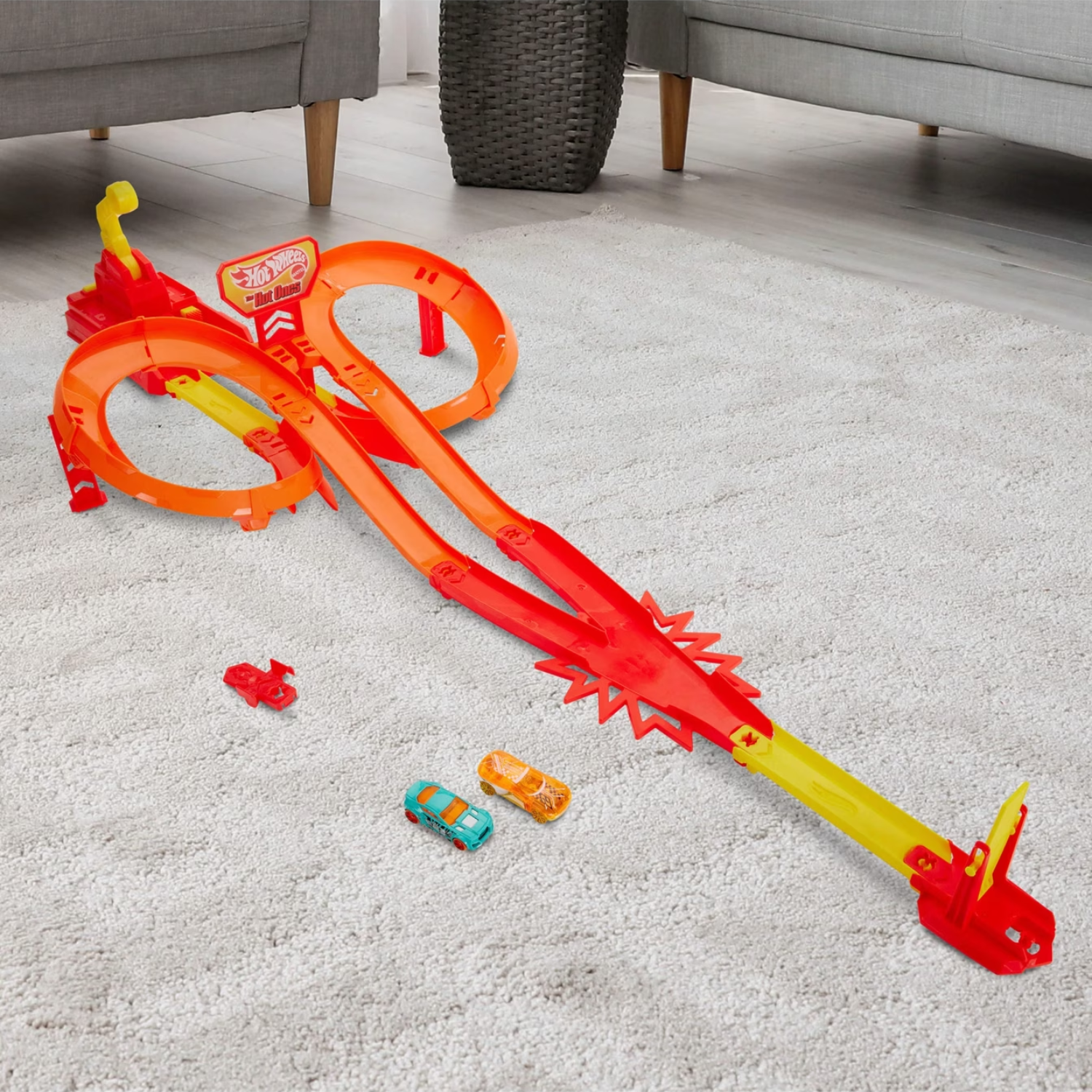 Hot Wheels The Hot Ones Crash Speedway Frenzy Track Set New Toy