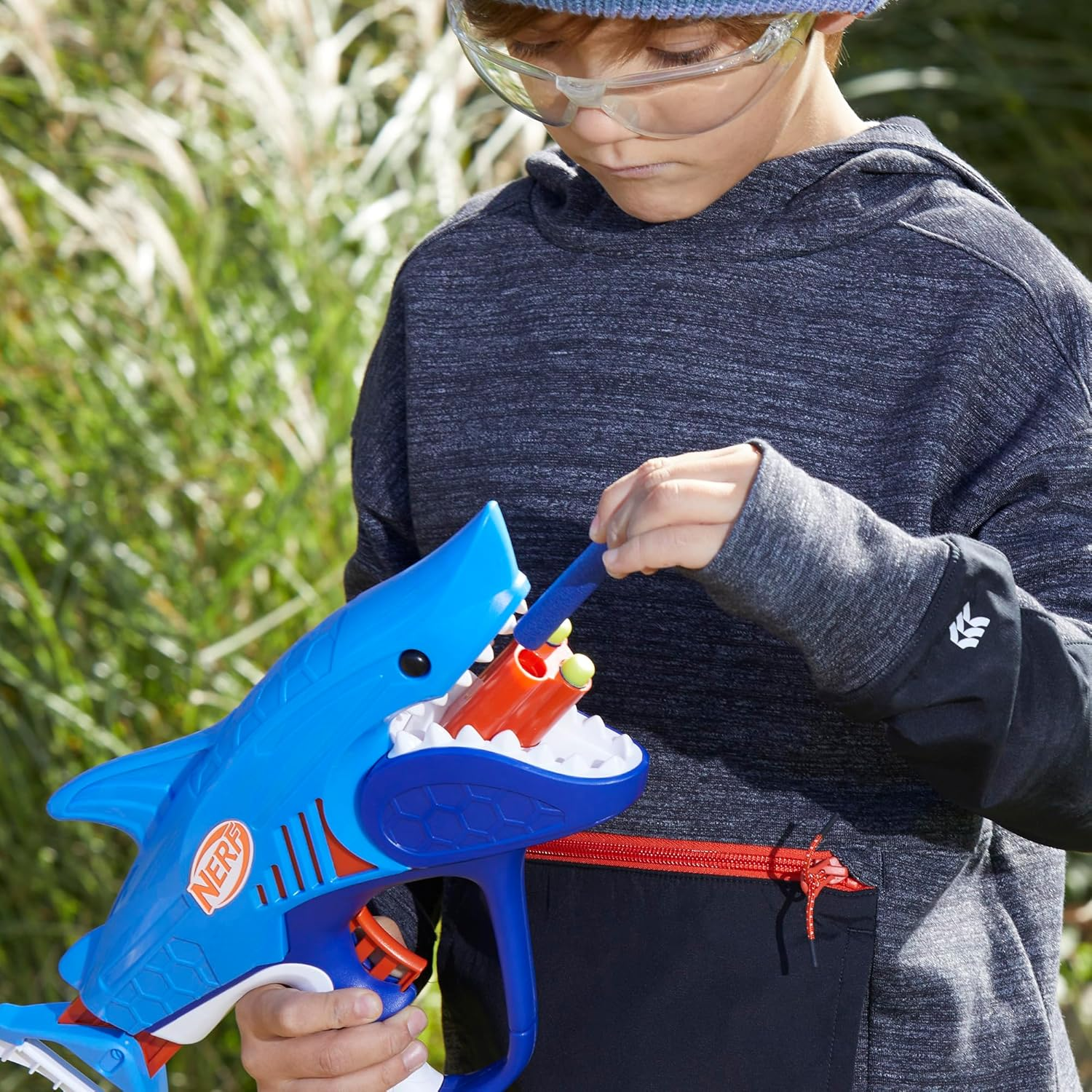 NERF Wild Sharkfire Easy Play Dart Blaster Toy Gun with 8 Darts Kids 6+ Outdoor