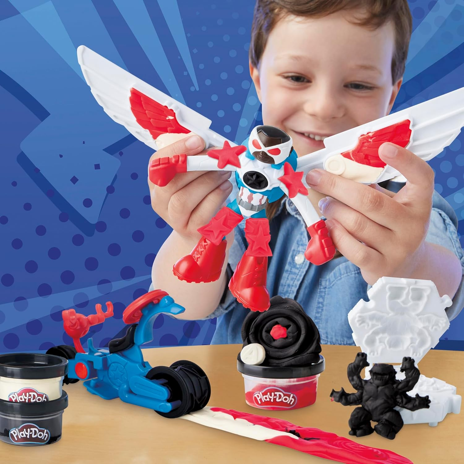 Play-Doh Marvel Captain America Moto-Slicer With Bendy Figure