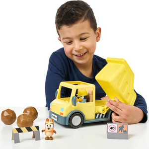 Bluey Dump Truck Toy Vehicle with Tilting Bed, Rocks, Hard-Hat Bluey Muddy 3+