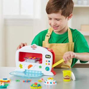 Play-Doh Kitchen Creations Magical Oven Set with 6 Tubs of Dough Ages 3+
