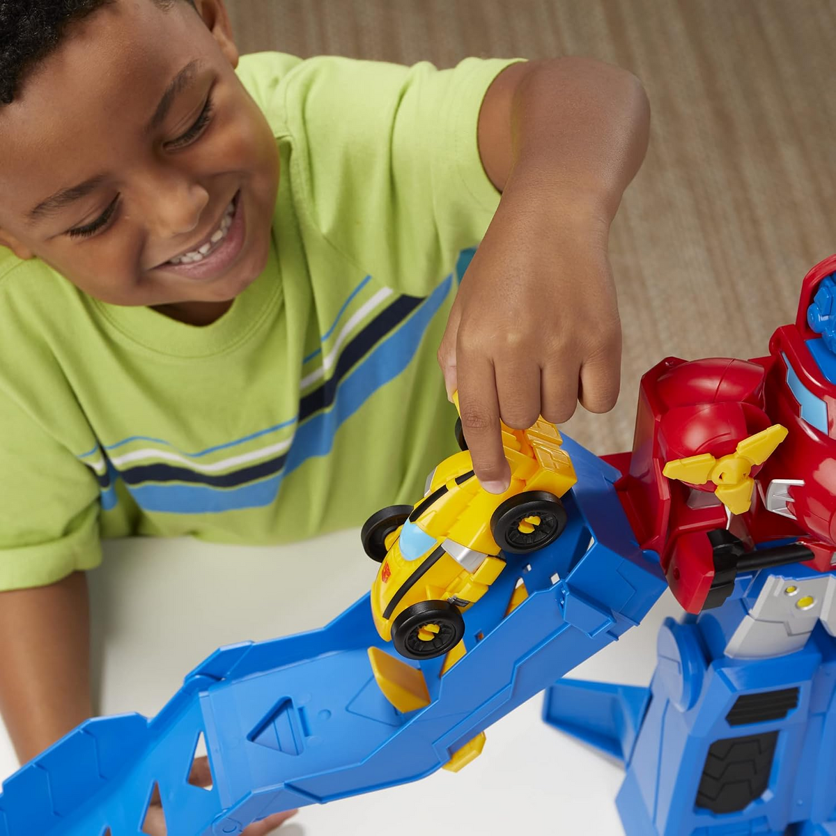 Transformers Optimus Prime Jumbo Jet Wing Racer Bumblebee Plane Car Robot Play