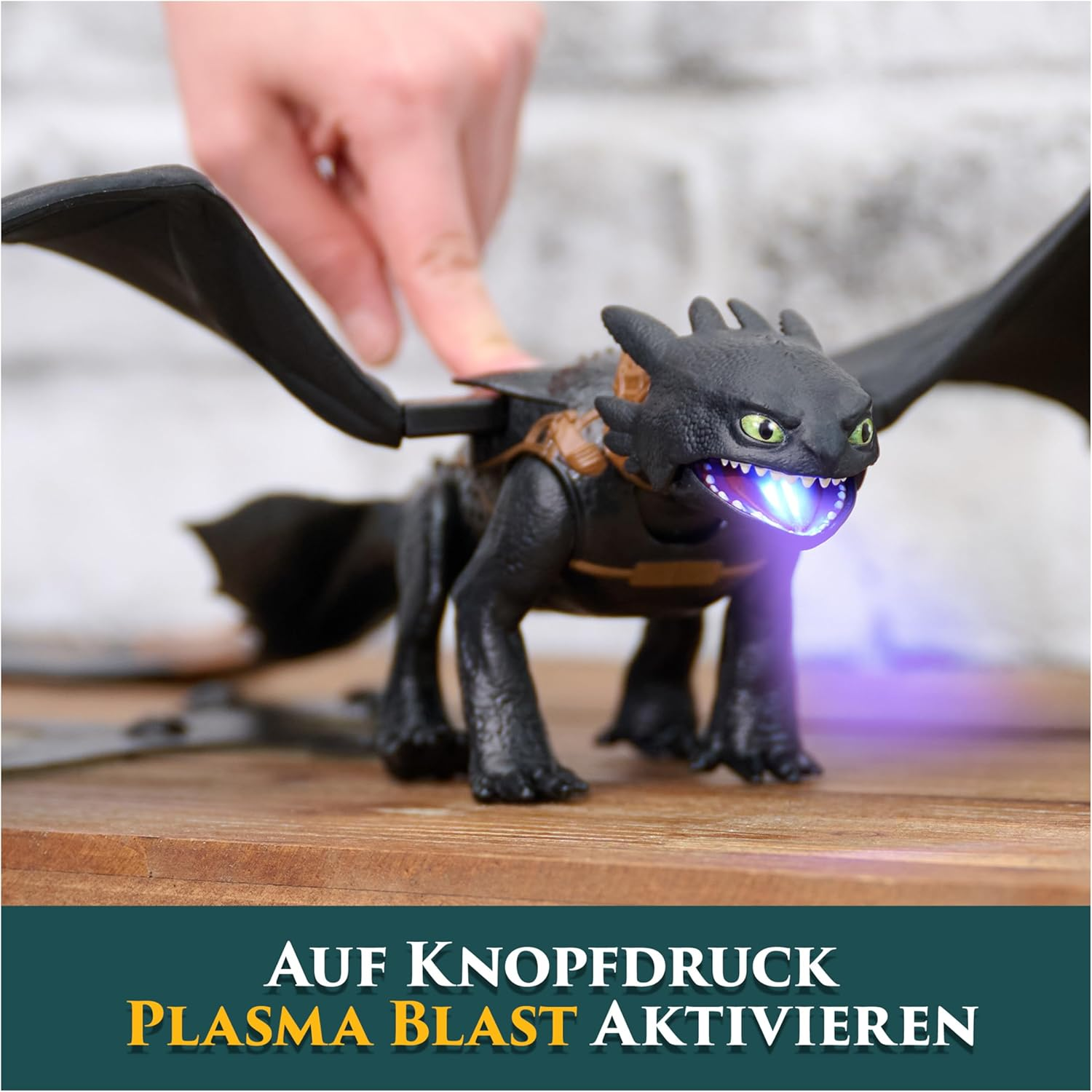 Dreamworks Dragons Ultimate Toothless Figure With Lights Sounds Wing Action 4+