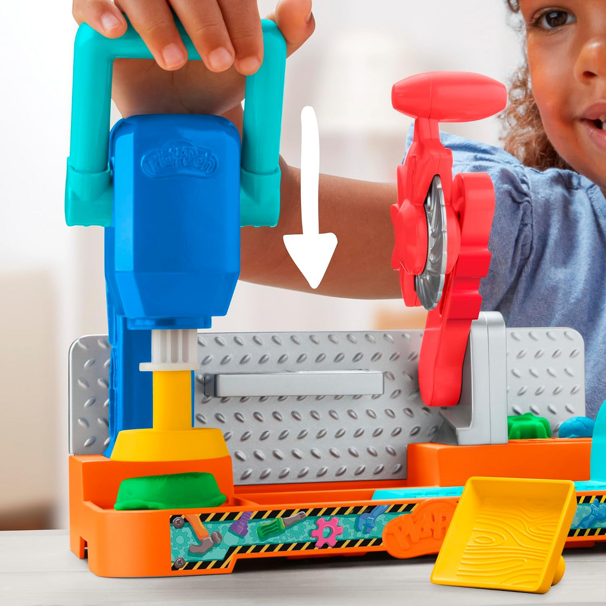 Play-Doh Stamp And Saw Tool Bench Playset Construction New Toy