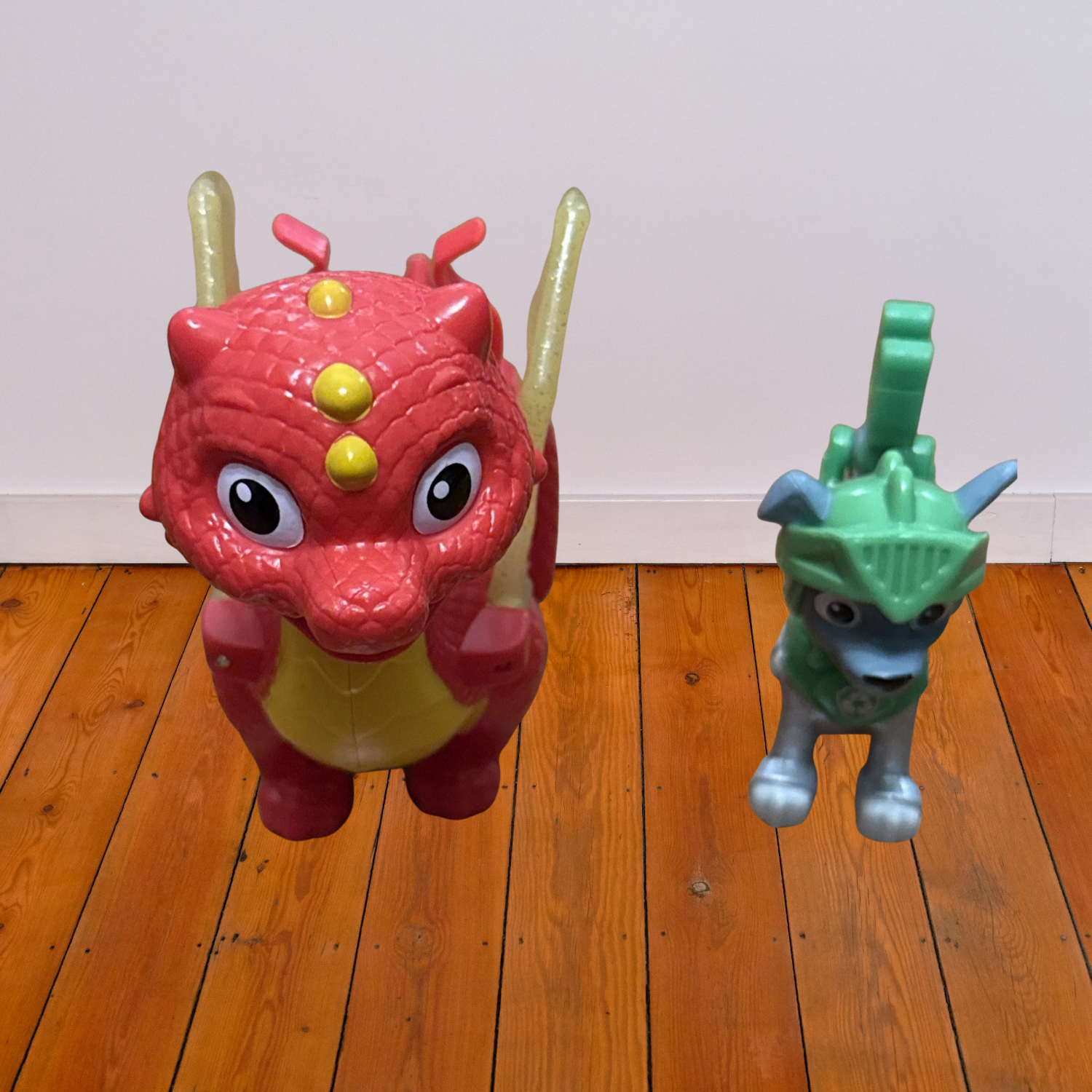 PAW Patrol Rescue Knights Rocky & Flame Dragon Action Figure Playset for Kids 3+