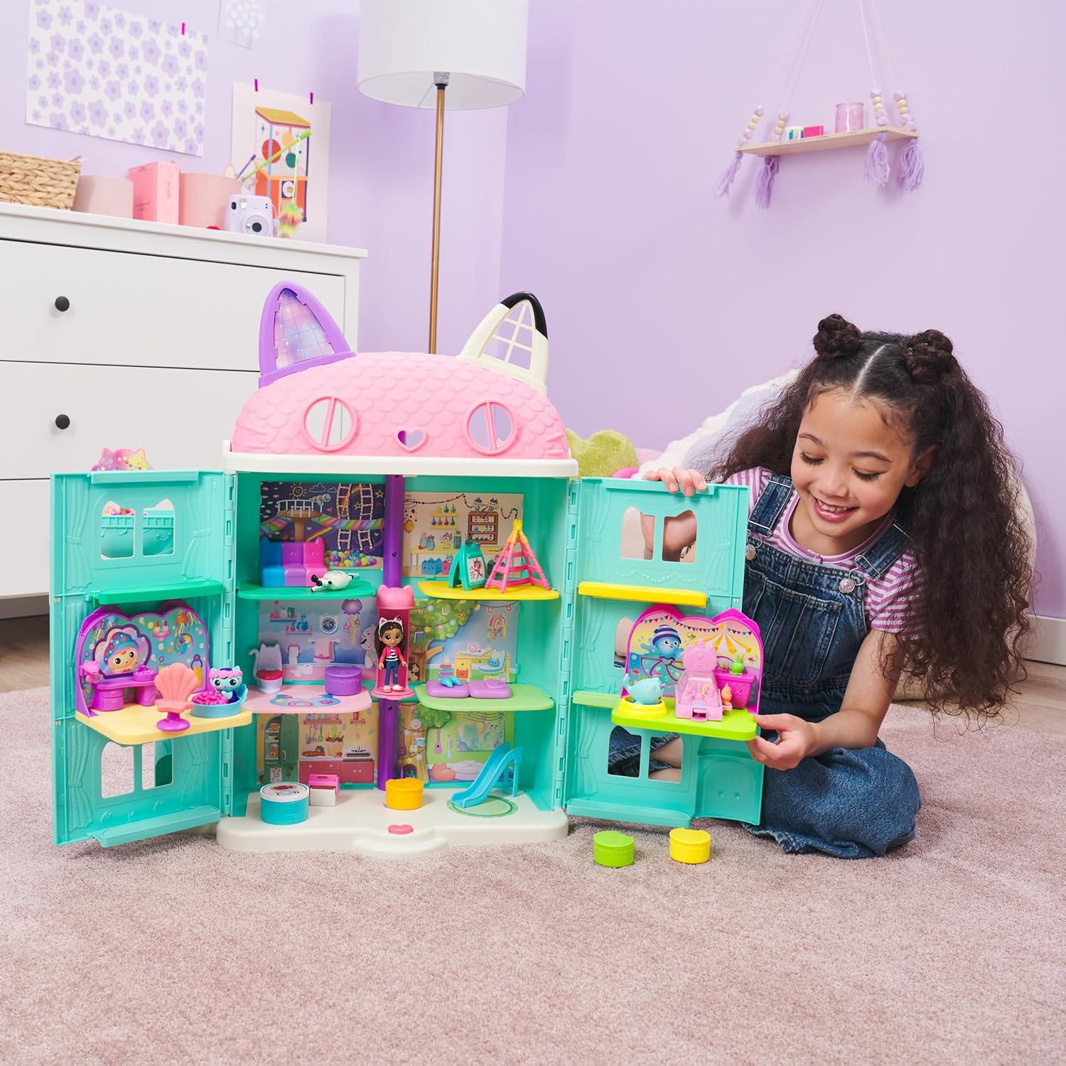 Gabbys Dollhouse Mercat Spa Room Playset with Figure Chair and Surprise Toy