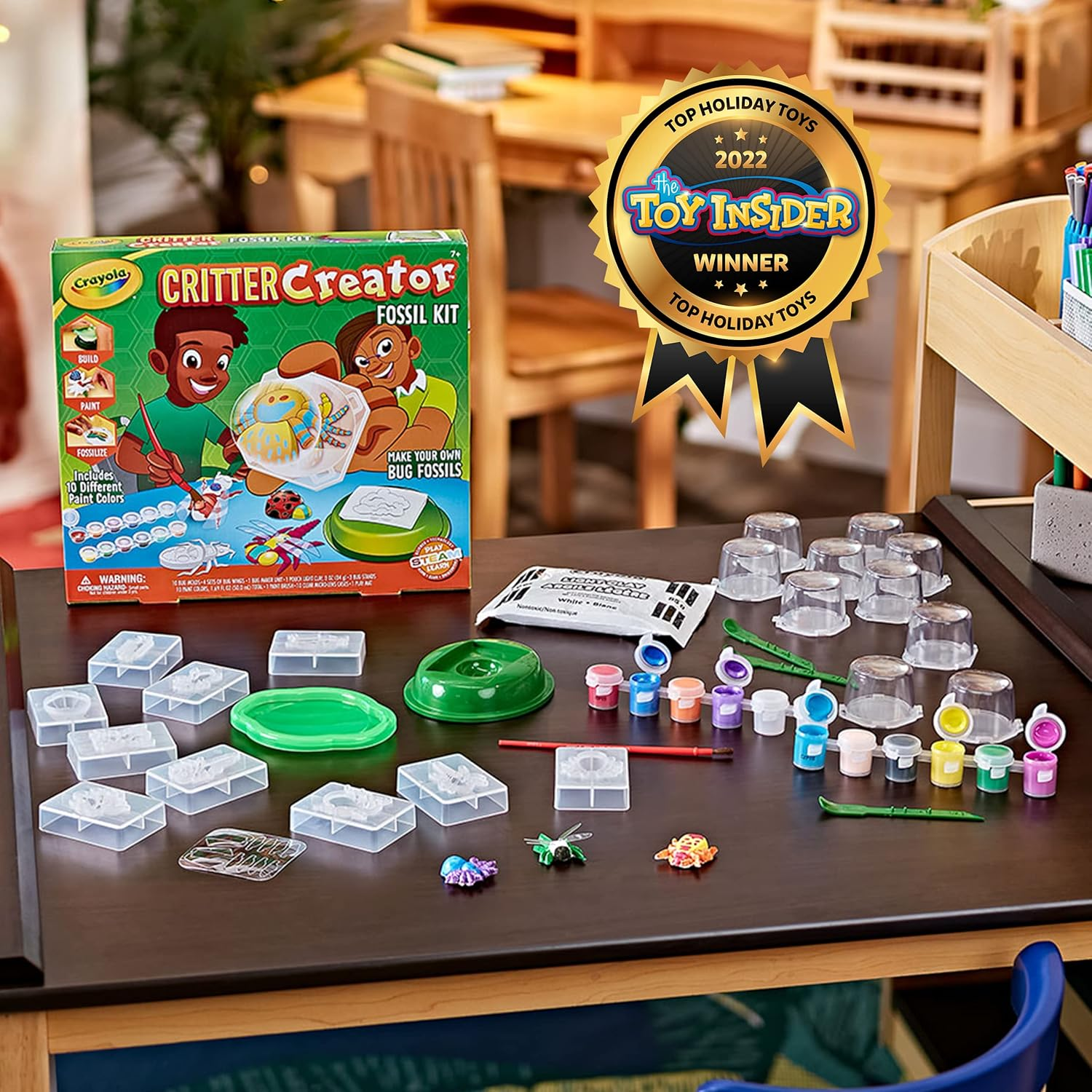 Crayola Critter Creator Fossil Lab Bug Fossil Making Clay Craft Kit for Kids 7+