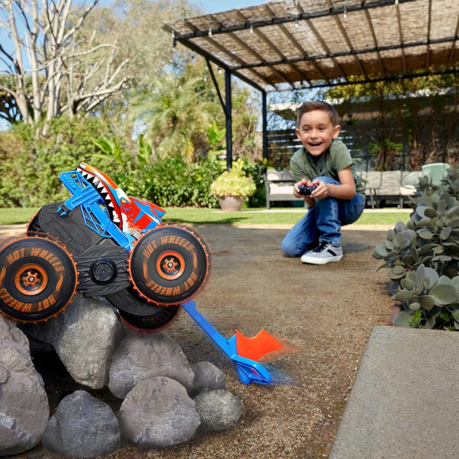 Hot Wheels Monster Trucks RC Tiger Shark Climber Large Scale Remote Control Toy