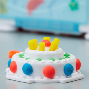 Play-Doh Kitchen Creations Magical Oven Set with 6 Tubs of Dough Ages 3+