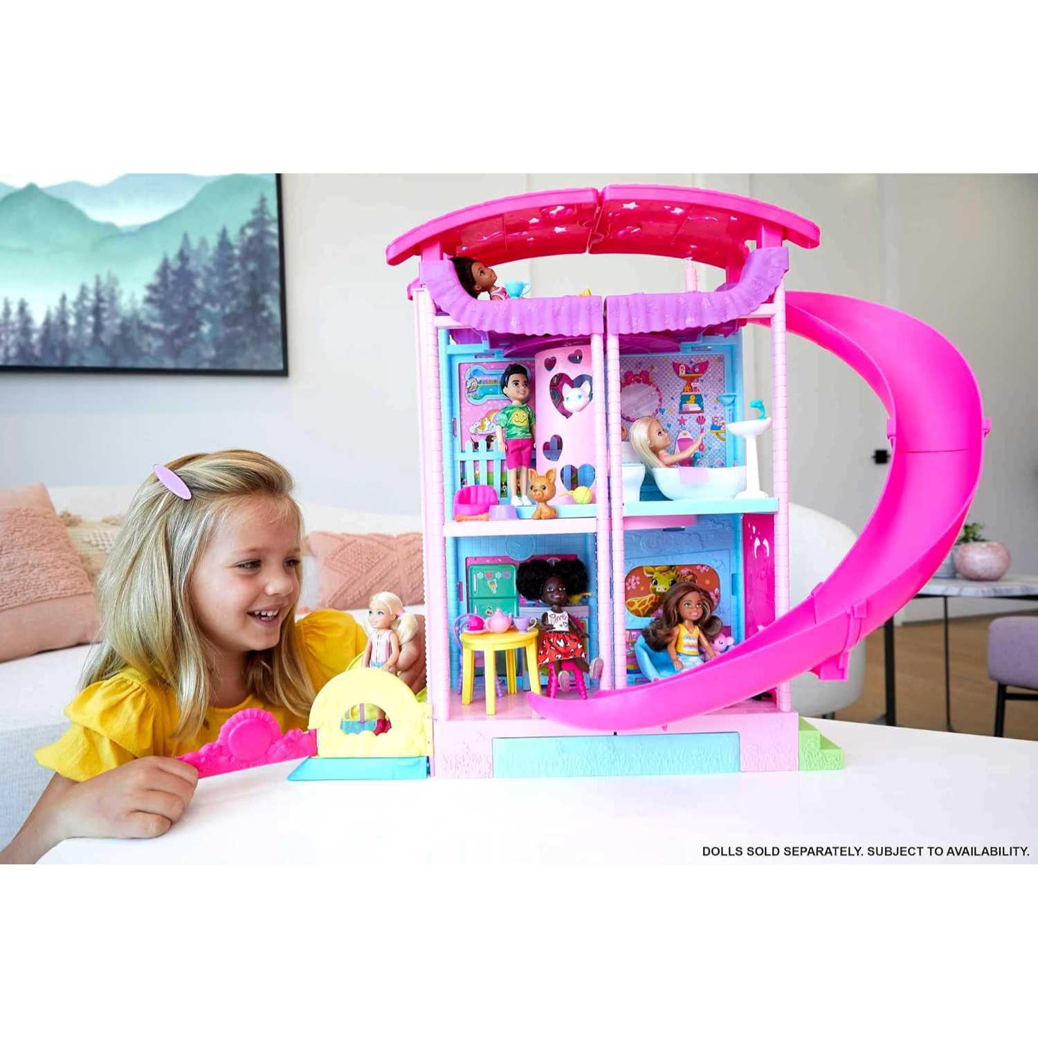 Barbie Dollhouse Chelsea Playhouse with Transforming Areas 20+ Pieces Pool Play