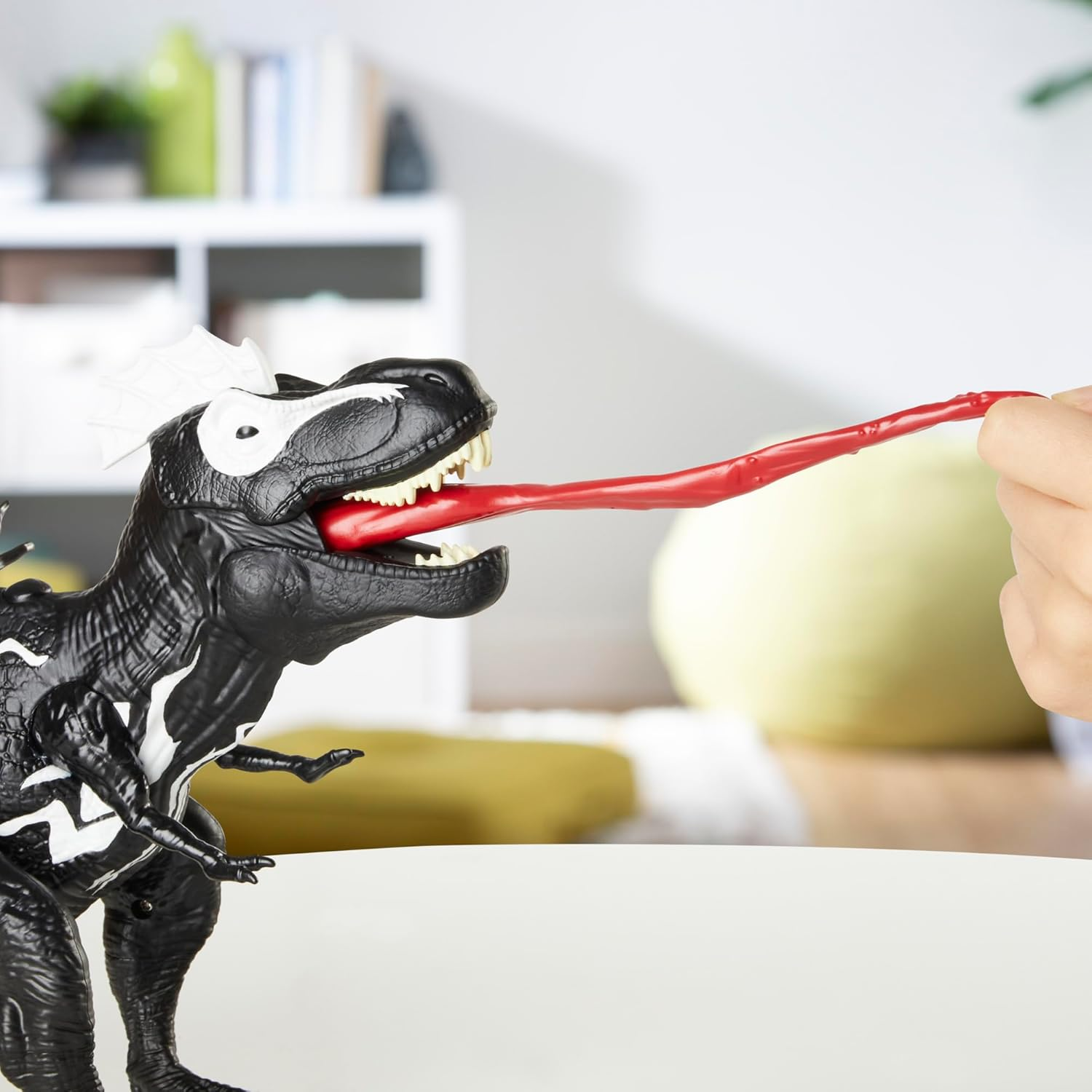 Spider-Man Venom Versus Venomsaurus Rex 16-Inch Action Dinosaur New Toy