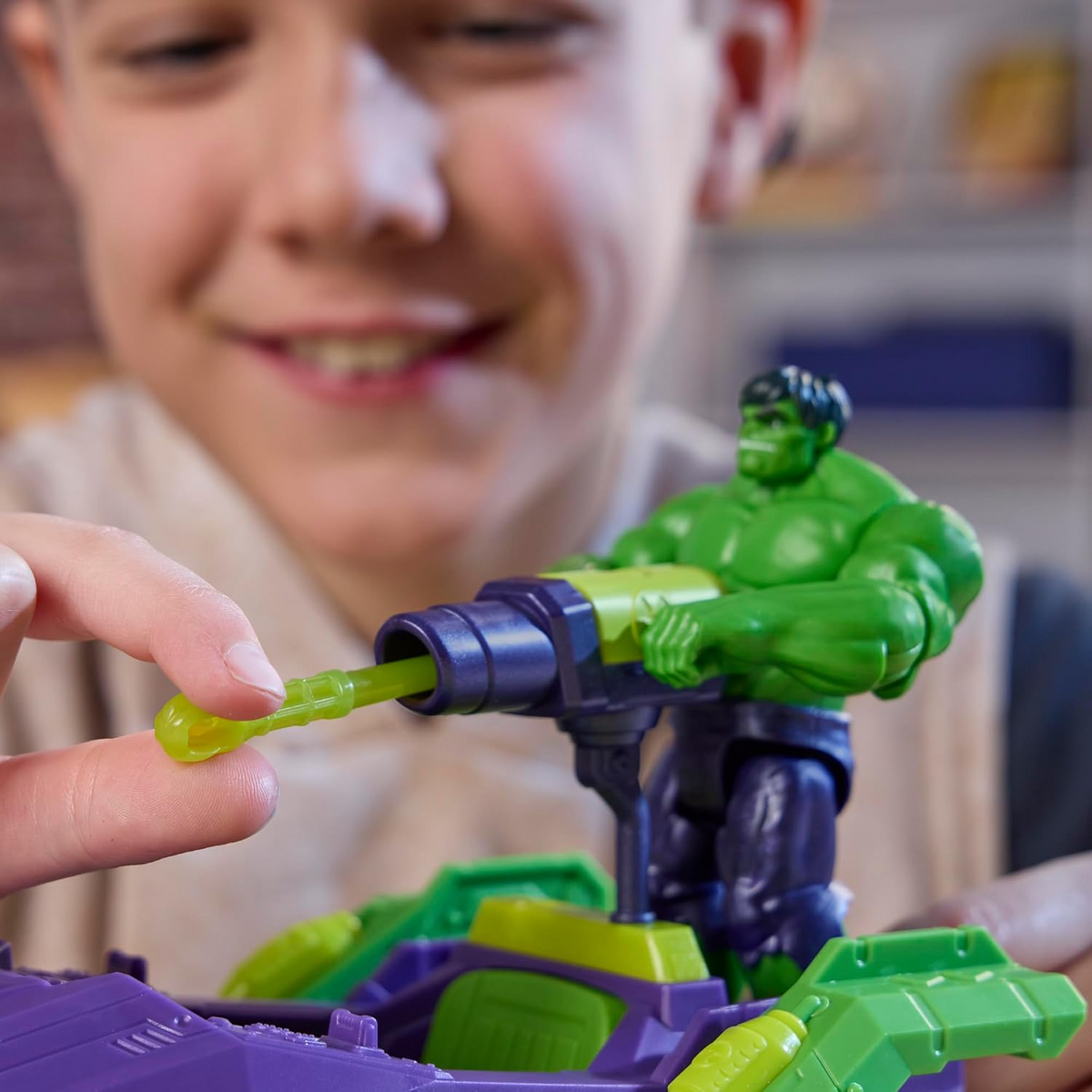 Avengers VenomVersus Epic World of Action 4 Inch Hulk Blast Smash Truck Figure